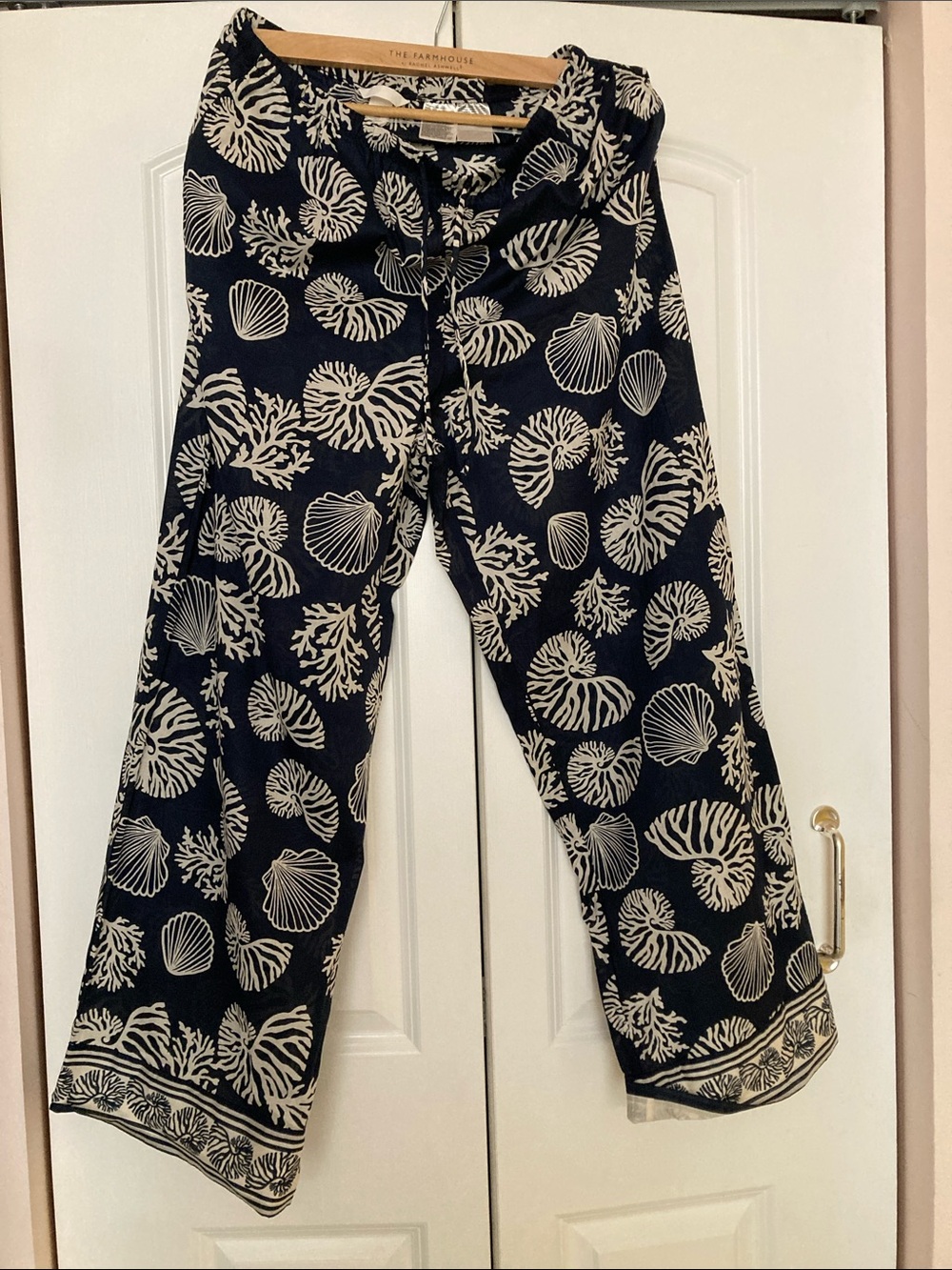 H&M Navy Pants with Cream Shell Print
